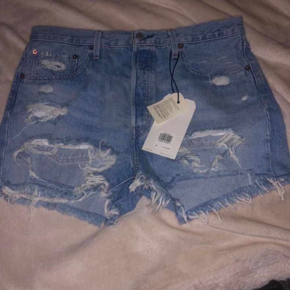 Levi 501 high waisted jean shorts